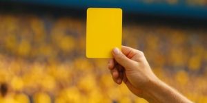 Tài Xỉu Thẻ Vàng - Cách Dự Đoán Án Phạt Trên Sân Cỏ